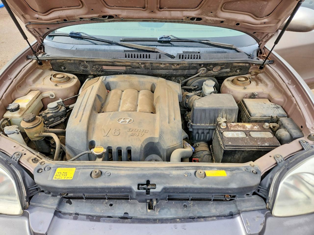 2005 HYUNDAI SANTA FE GLS photo 11
