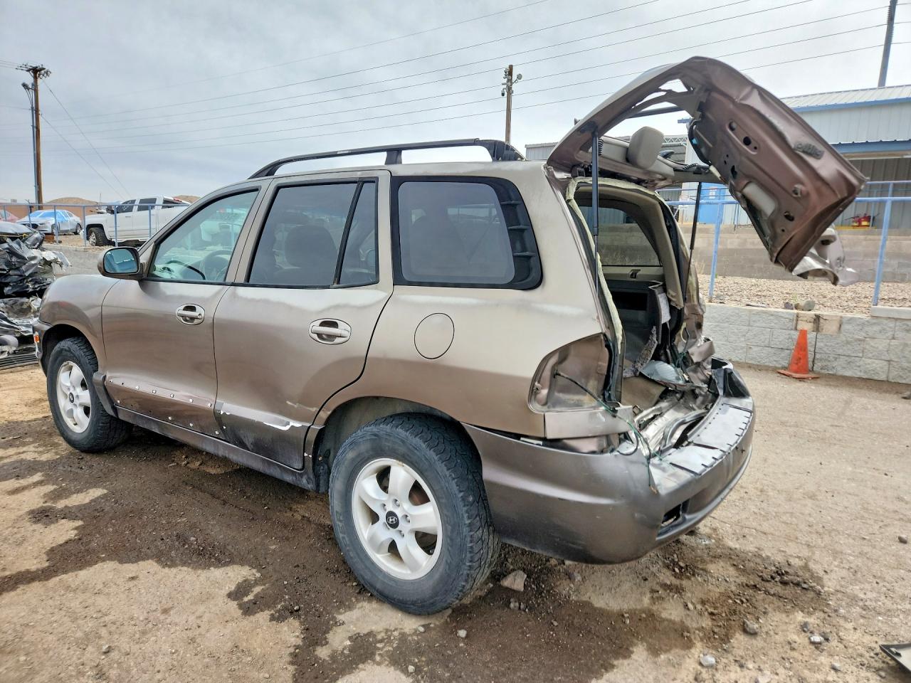2005 HYUNDAI SANTA FE GLS photo 2