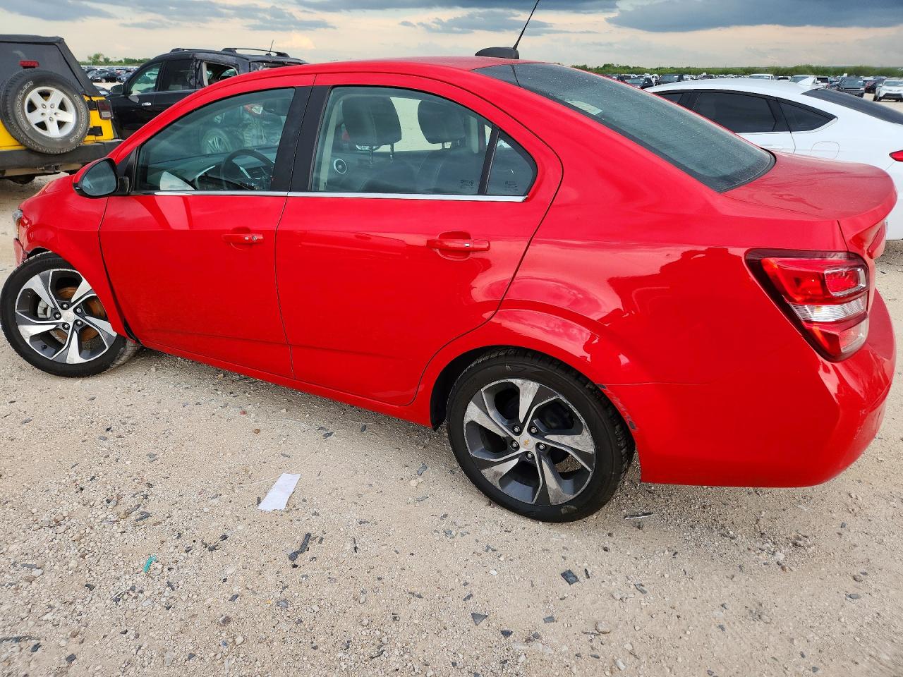 2017 CHEVROLET SONIC PREMIER photo 3