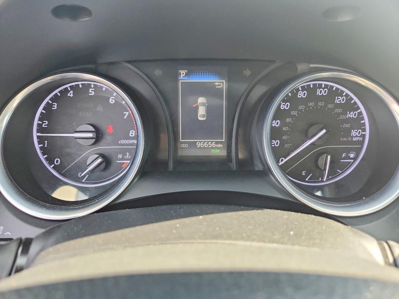 2018 TOYOTA CAMRY LE photo 25