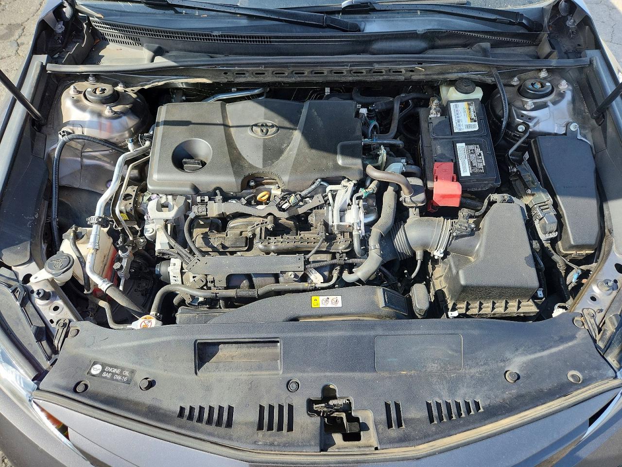 2018 TOYOTA CAMRY LE photo 31