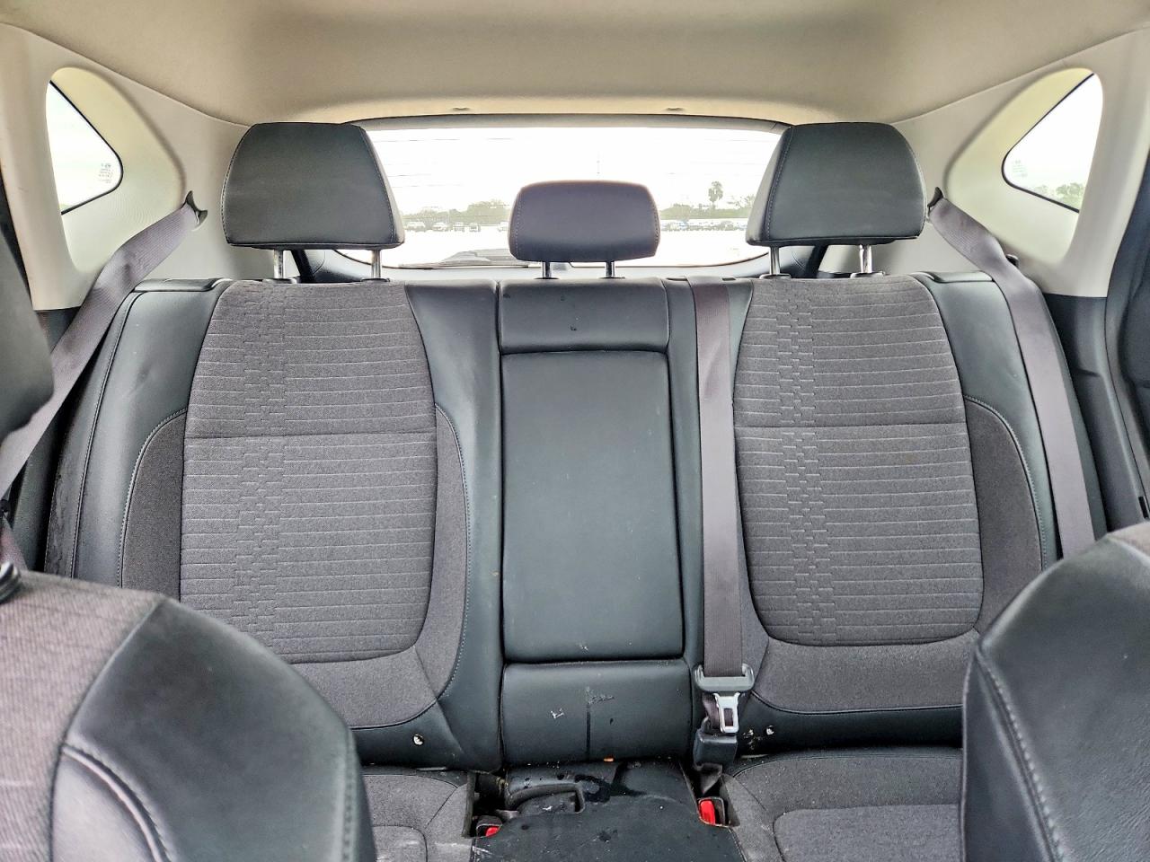 2021 KIA SELTOS S photo 19
