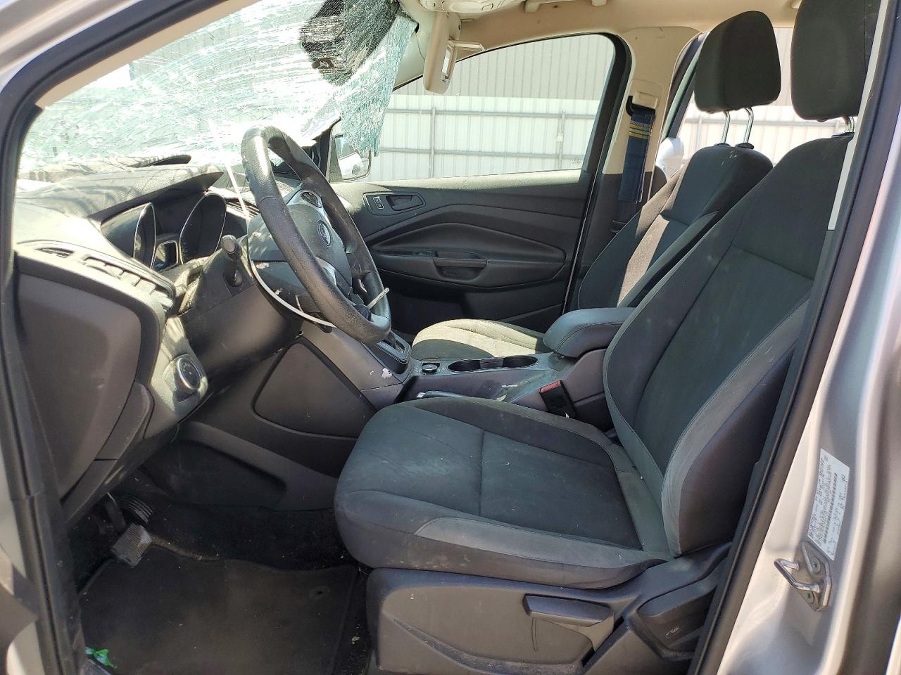 2016 FORD ESCAPE S photo 13
