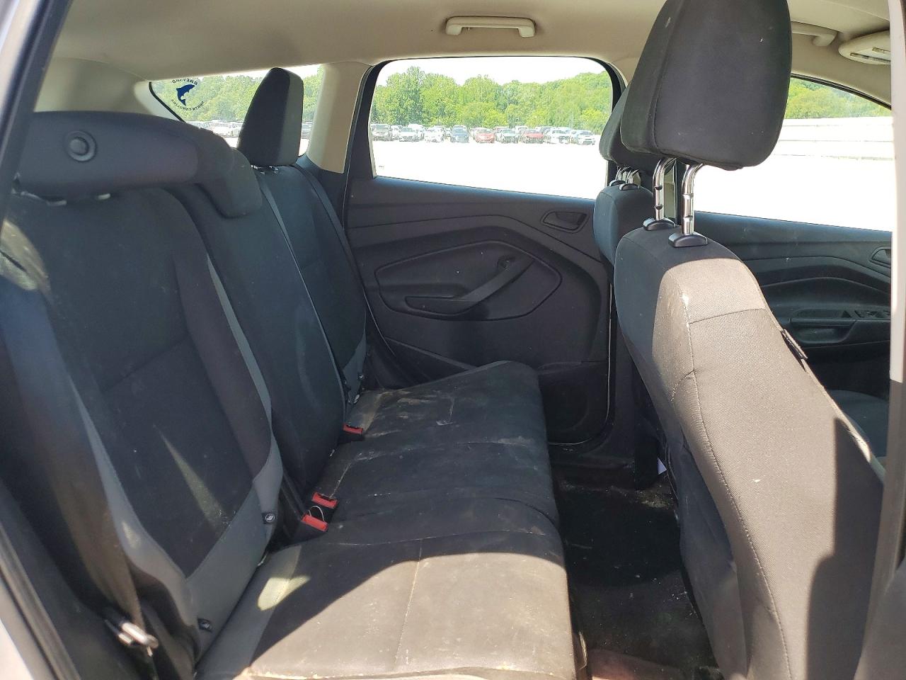 2016 FORD ESCAPE S photo 19