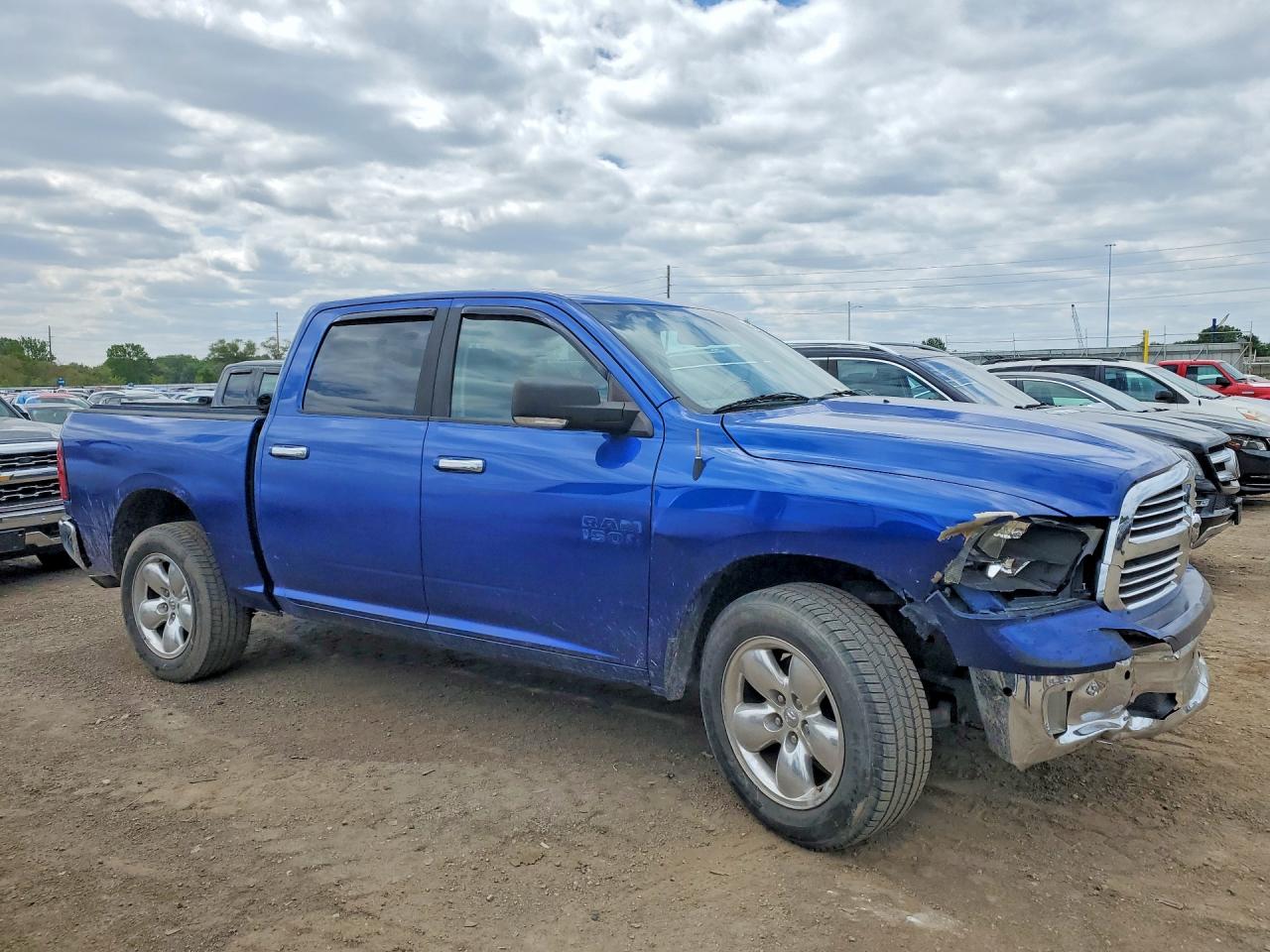 2014 RAM 1500 SLT photo 7