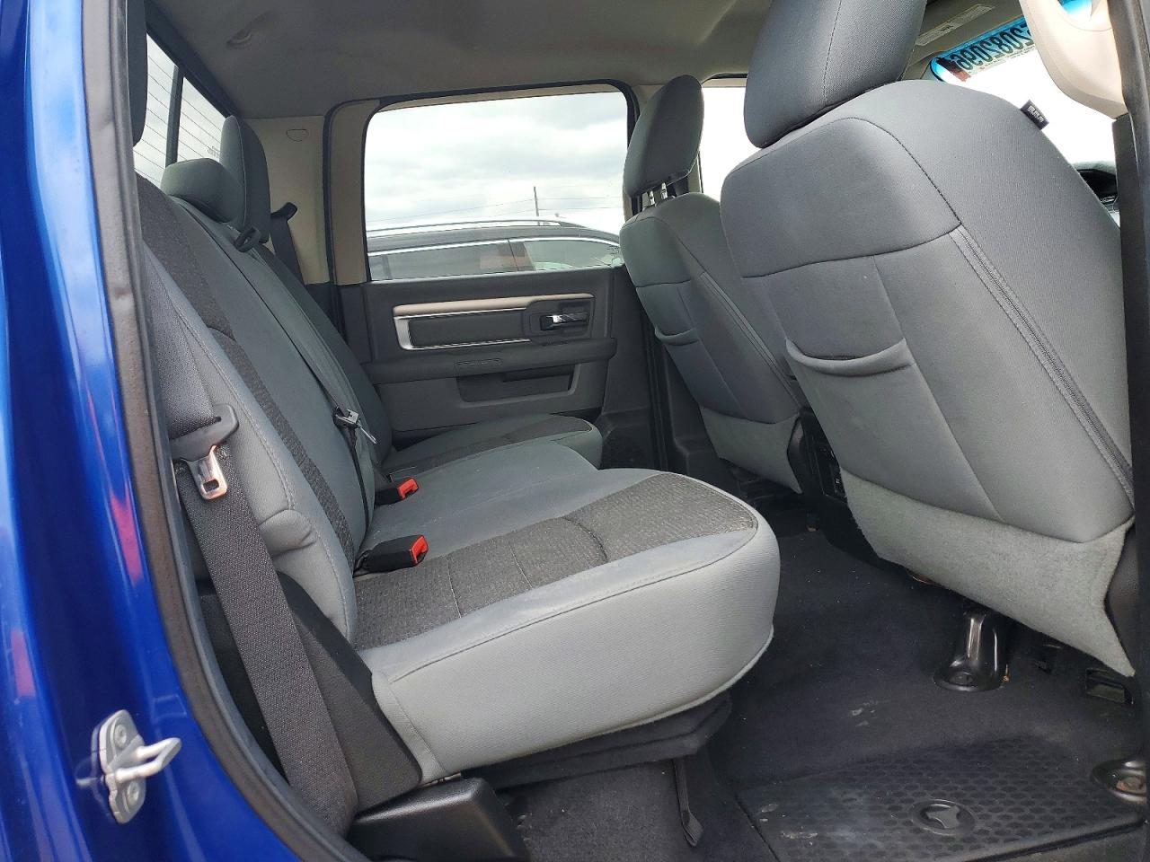 2014 RAM 1500 SLT photo 19