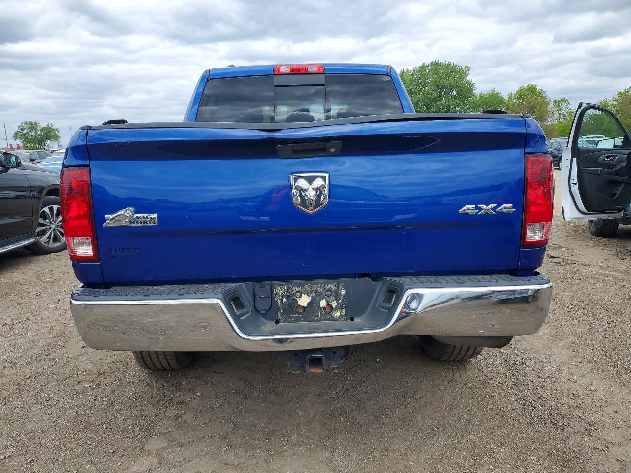2014 RAM 1500 SLT photo 11