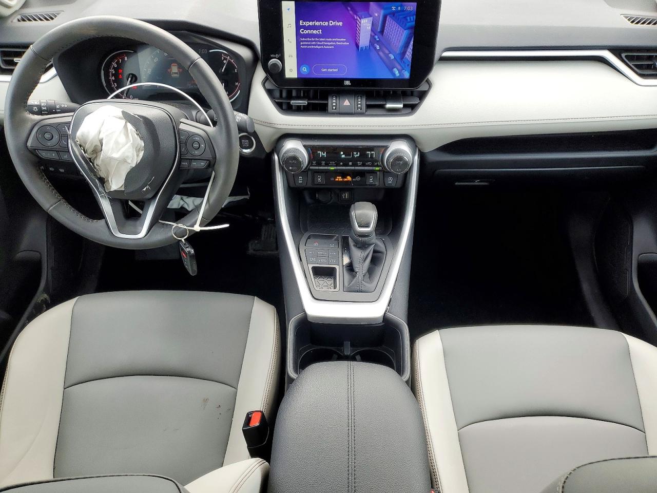 2024 TOYOTA RAV4 XLE PREMIUM photo 22