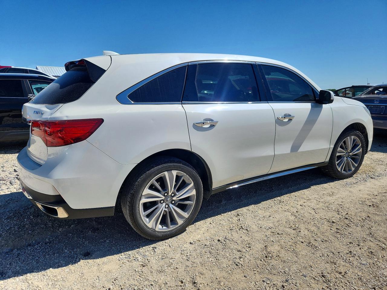 2017 ACURA MDX TECHNOLOGY photo 3