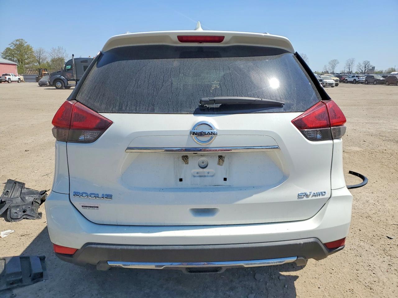 2018 NISSAN ROGUE S photo 16