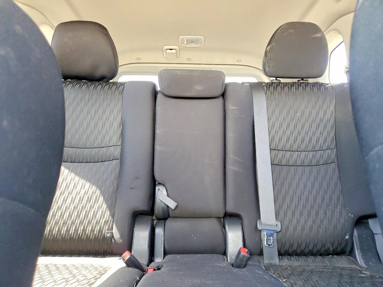 2018 NISSAN ROGUE S photo 28