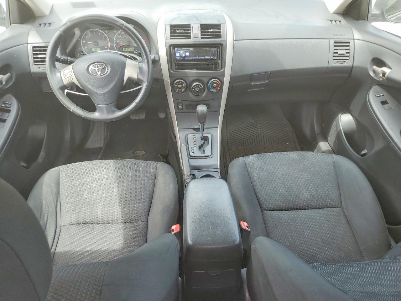 2009 TOYOTA COROLLA S photo 8
