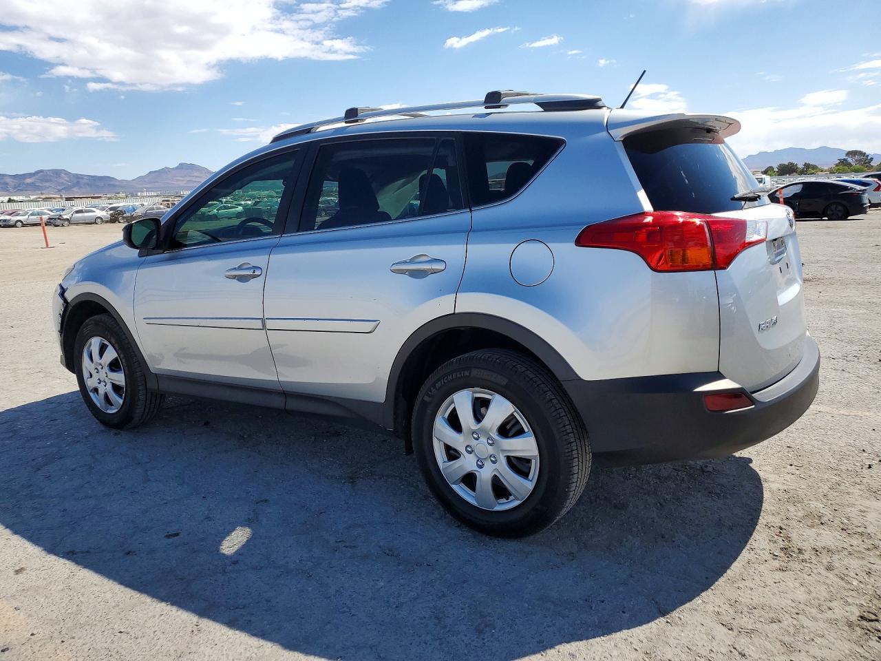 2015 TOYOTA RAV4 LE photo 3