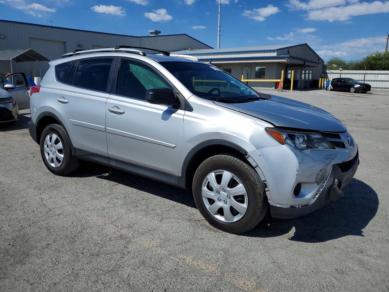 2015 TOYOTA RAV4 LE photo 7