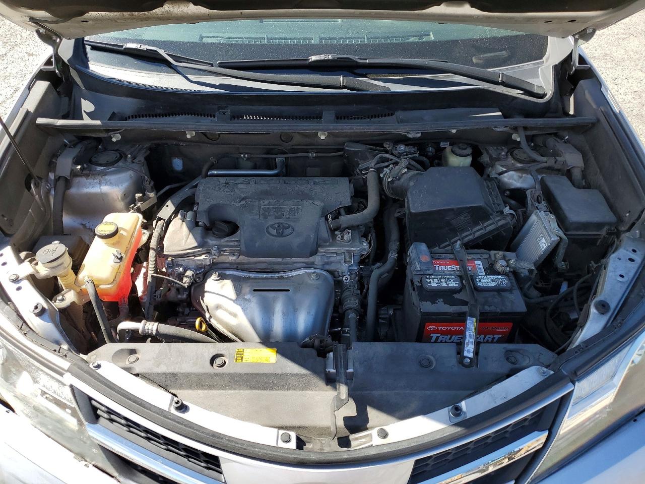 2015 TOYOTA RAV4 LE photo 23