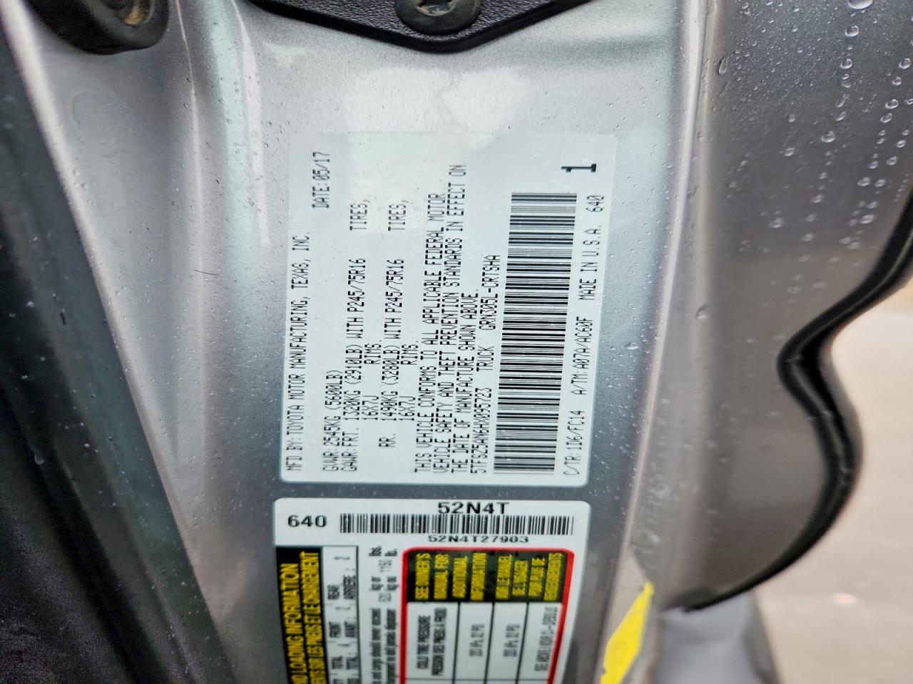 2017 TOYOTA TACOMA SR5 V6 photo 34