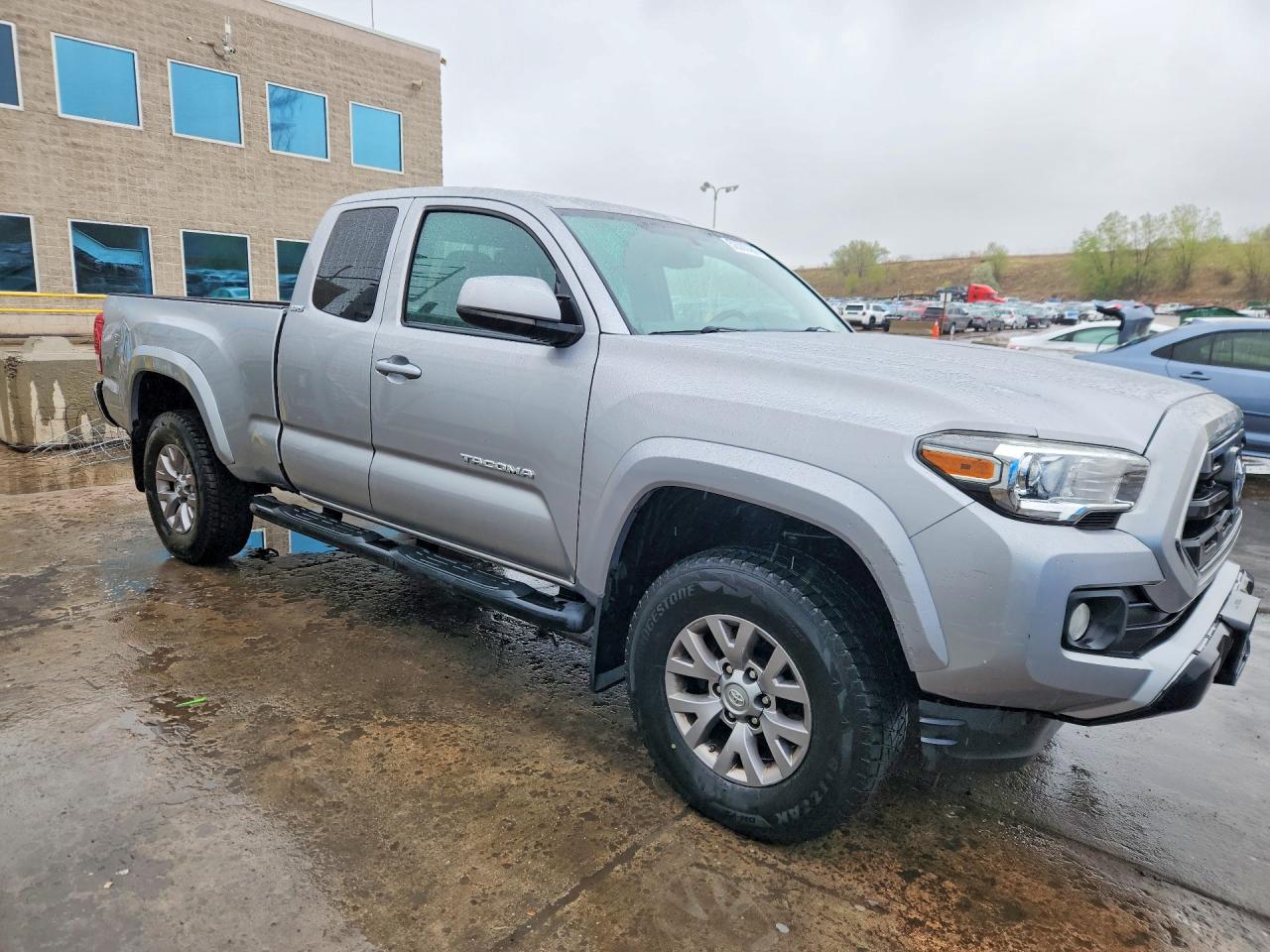2017 TOYOTA TACOMA SR5 V6 photo 10