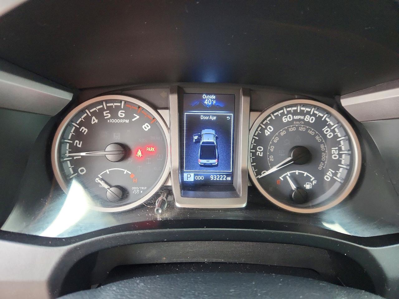 2017 TOYOTA TACOMA SR5 V6 photo 25