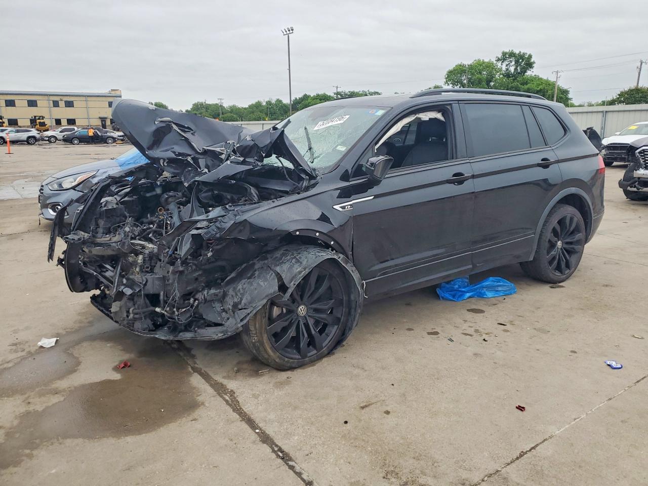 2021 VOLKSWAGEN TIGUAN