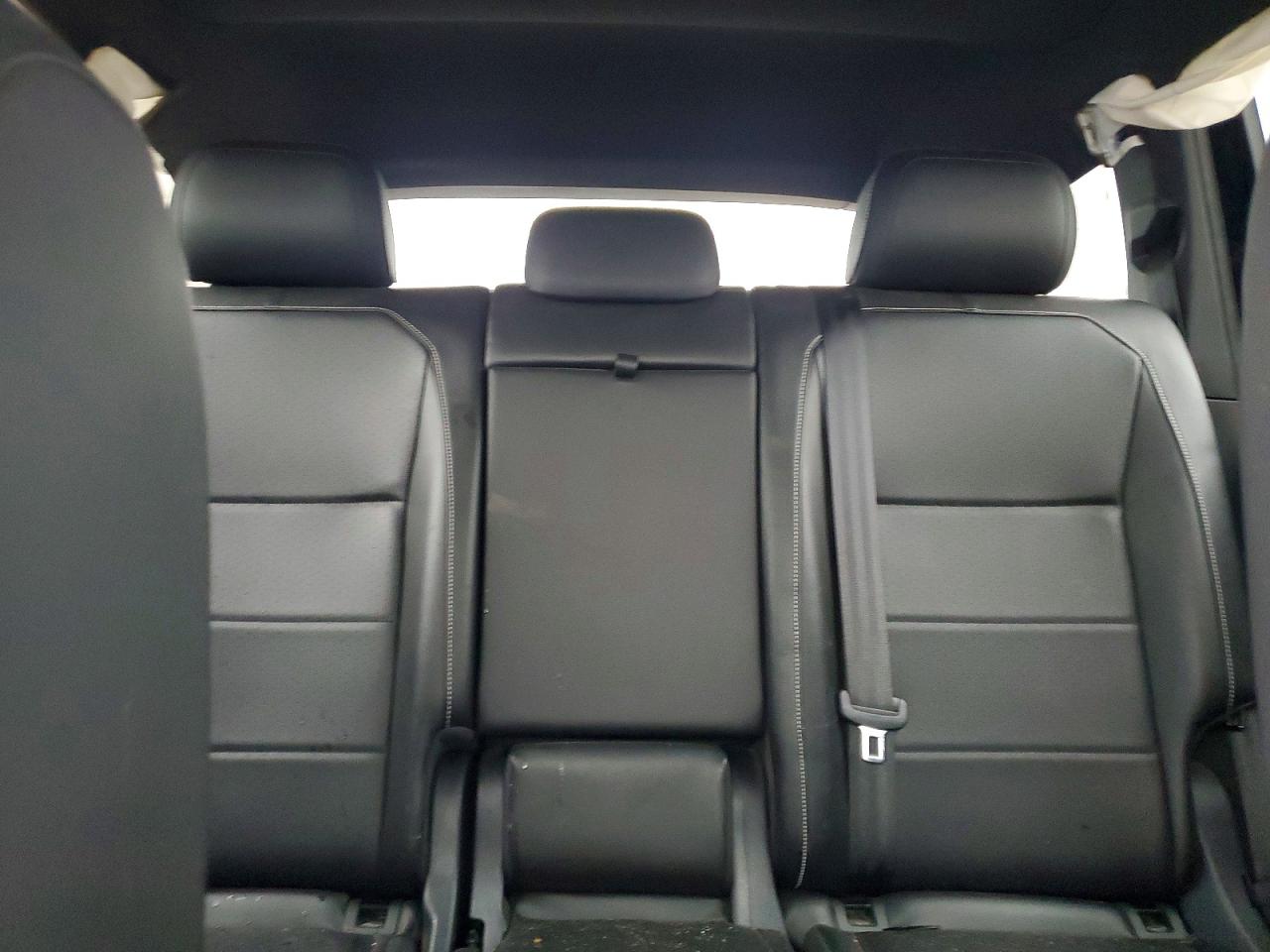 2021 VOLKSWAGEN TIGUAN SE photo 19
