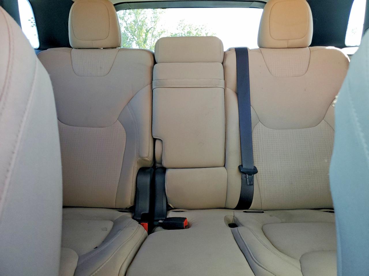 2015 JEEP CHEROKEE LATITUDE photo 28