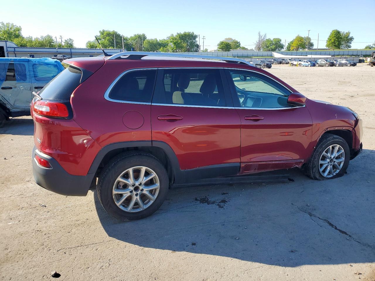 2015 JEEP CHEROKEE LATITUDE photo 7