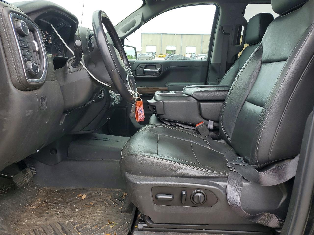 2020 CHEVROLET SILVERADO K1500 LT photo 19