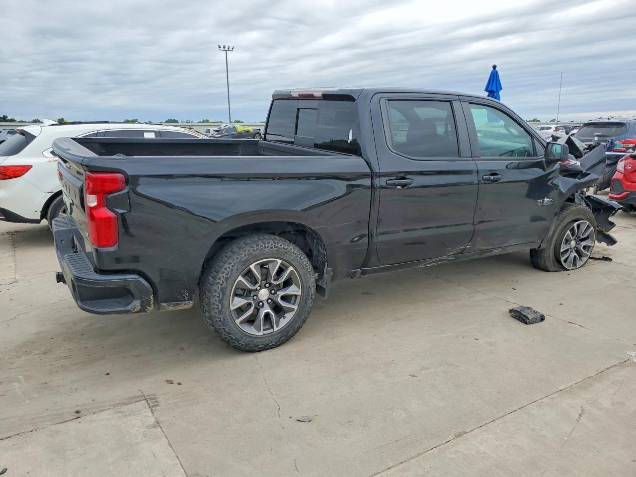2020 CHEVROLET SILVERADO K1500 LT photo 7