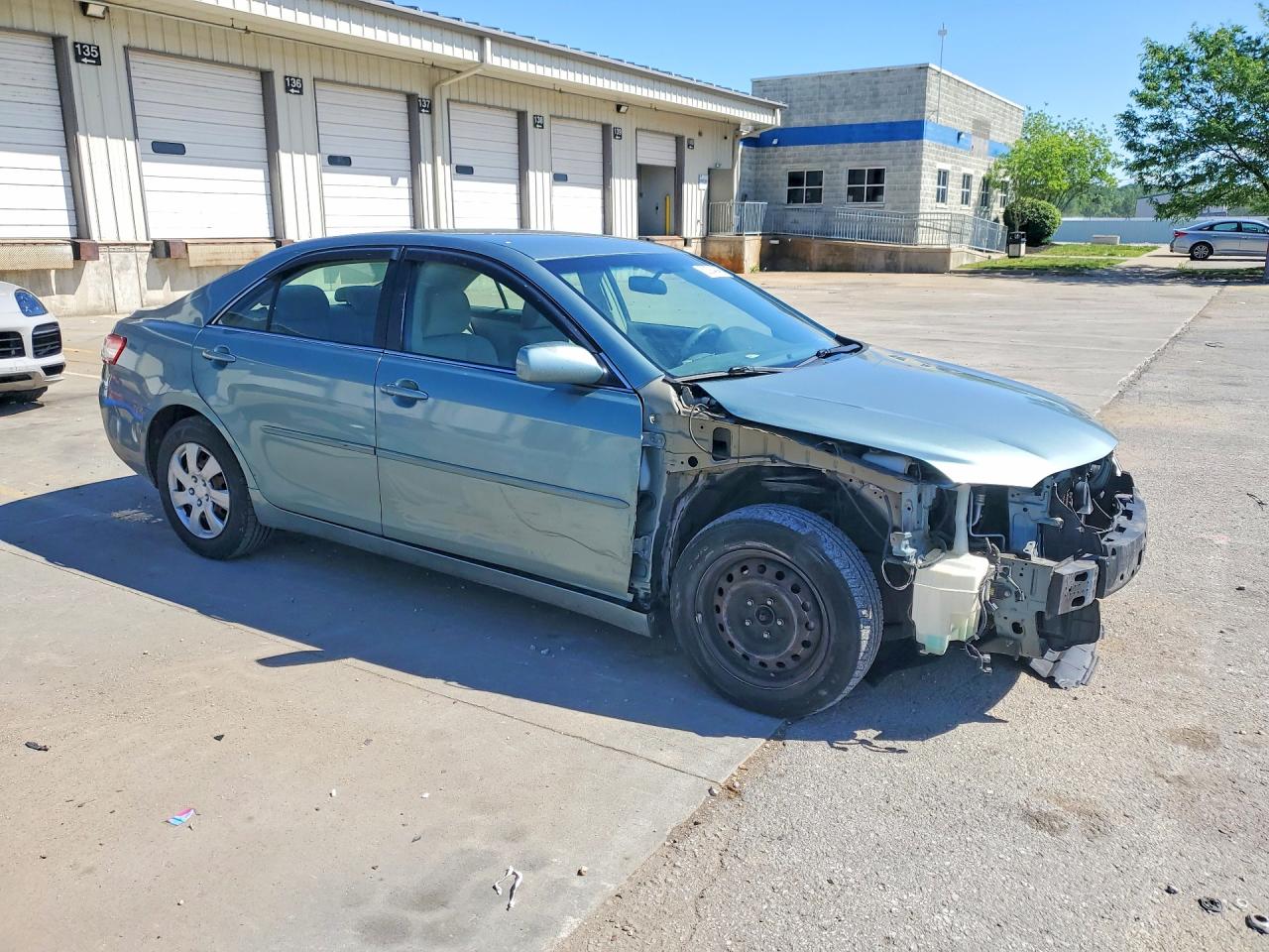 2010 TOYOTA CAMRY LE photo 7