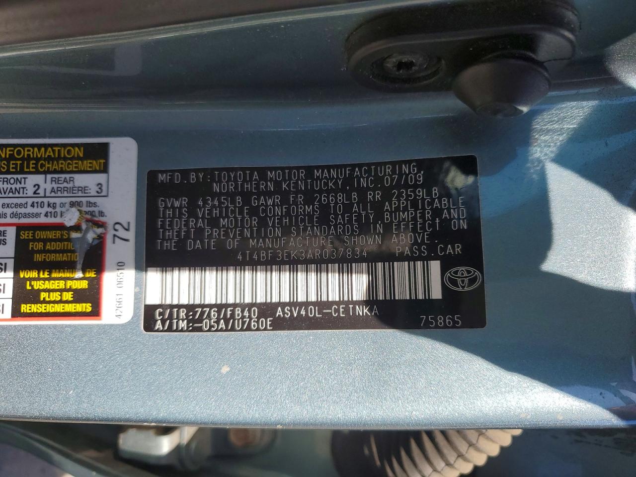 2010 TOYOTA CAMRY LE photo 25