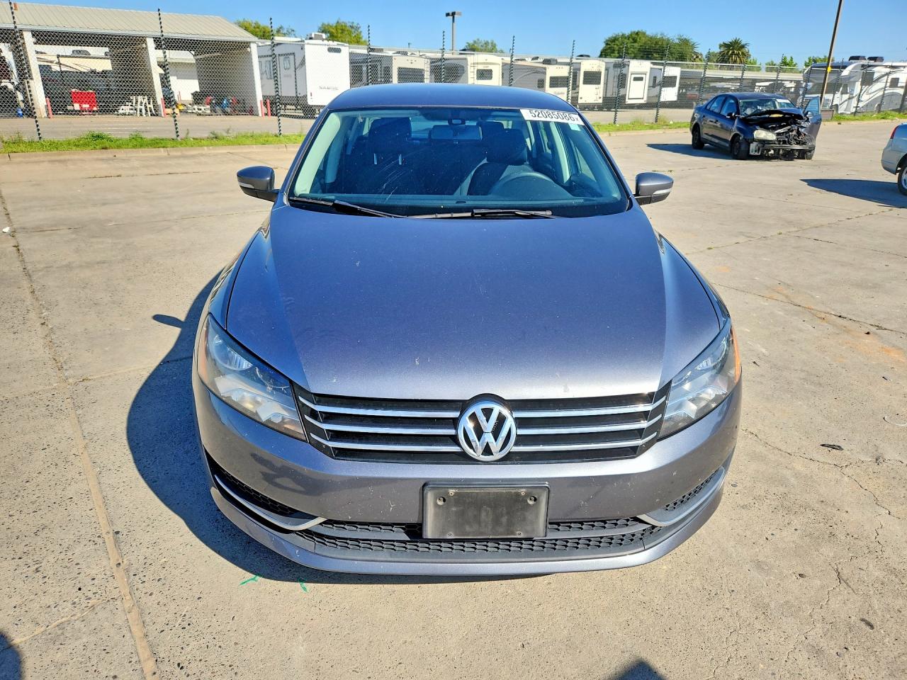 2014 VOLKSWAGEN PASSAT S photo 9