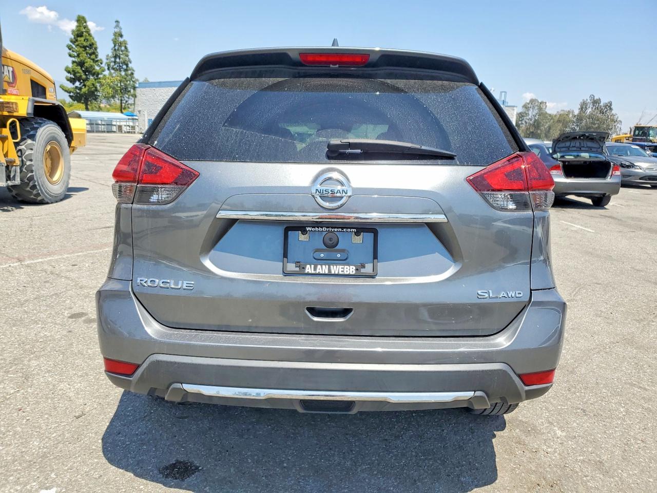 2018 NISSAN ROGUE SL photo 11