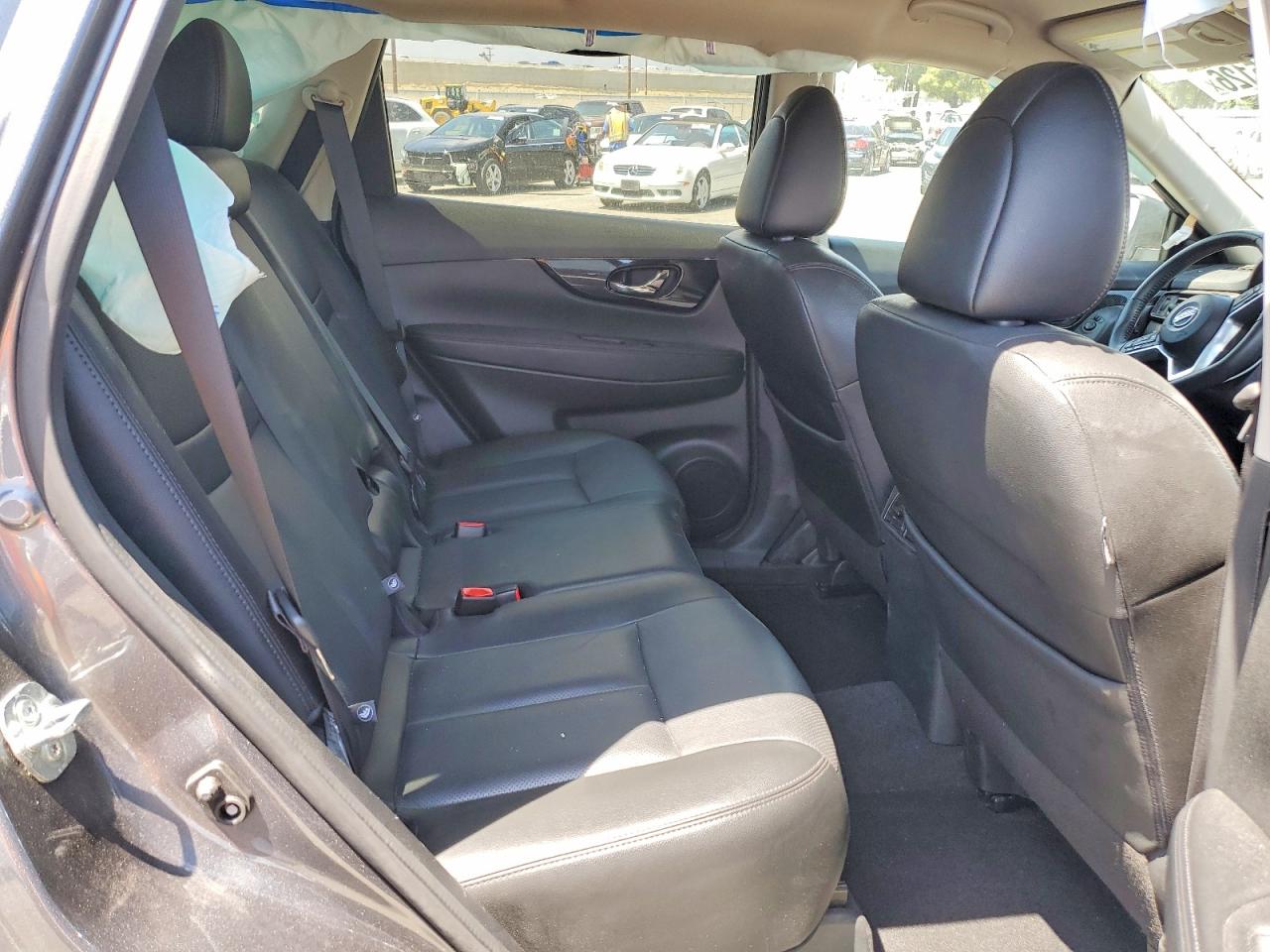 2018 NISSAN ROGUE SL photo 17