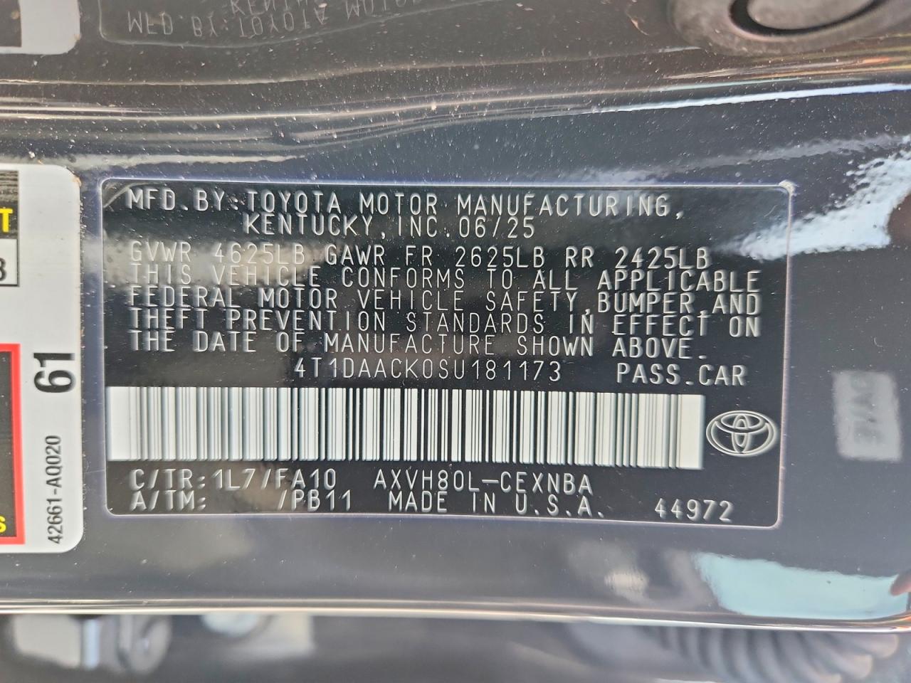 2025 TOYOTA CAMRY LE photo 12