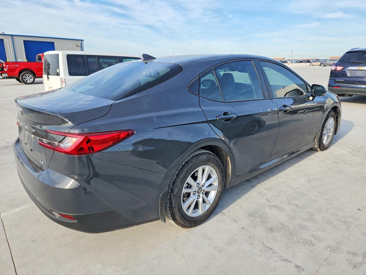 2025 TOYOTA CAMRY LE photo 3