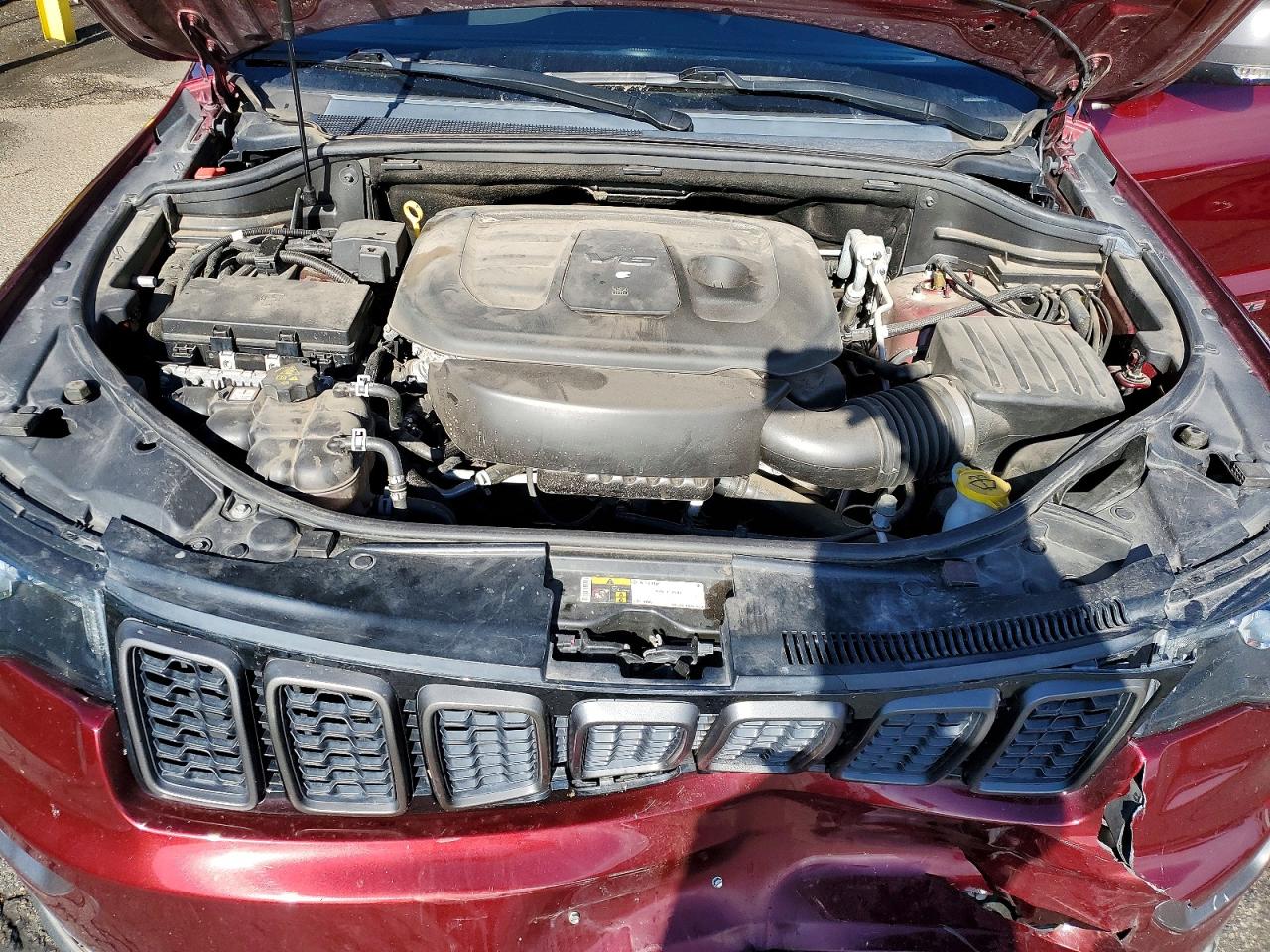 2019 JEEP GRAND CHEROKEE TRAILHAWK photo 11