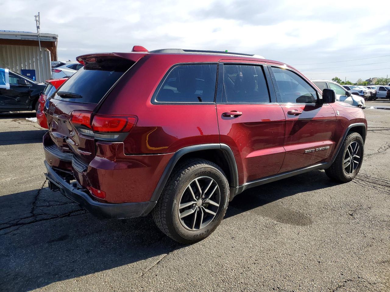 2019 JEEP GRAND CHEROKEE TRAILHAWK photo 3