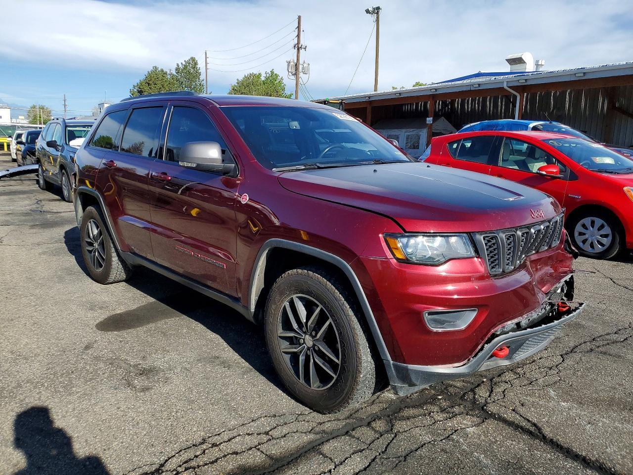 2019 JEEP GRAND CHEROKEE TRAILHAWK photo 4