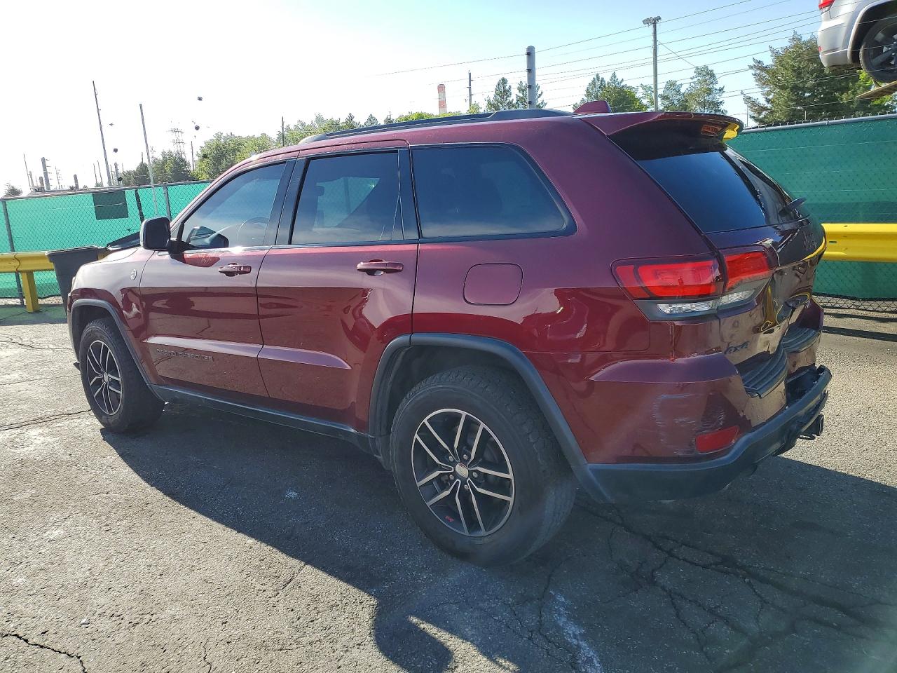2019 JEEP GRAND CHEROKEE TRAILHAWK photo 2