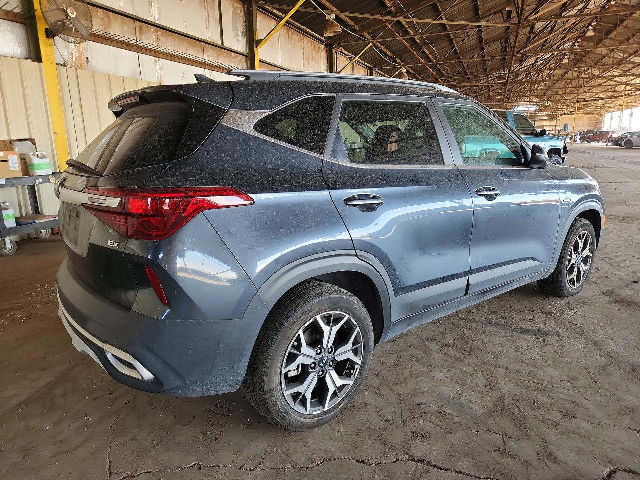 2021 KIA SELTOS EX photo 5