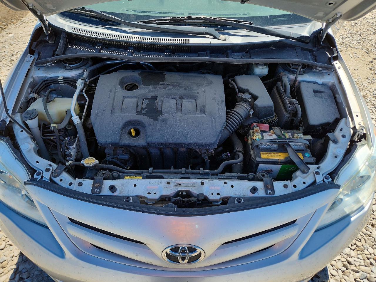 2012 TOYOTA COROLLA LE photo 31