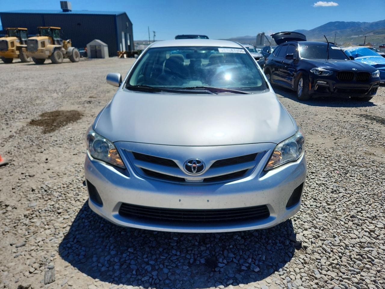 2012 TOYOTA COROLLA LE photo 13