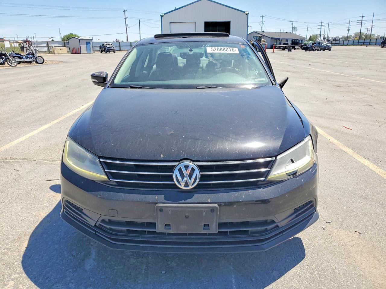 2017 VOLKSWAGEN JETTA SE photo 9