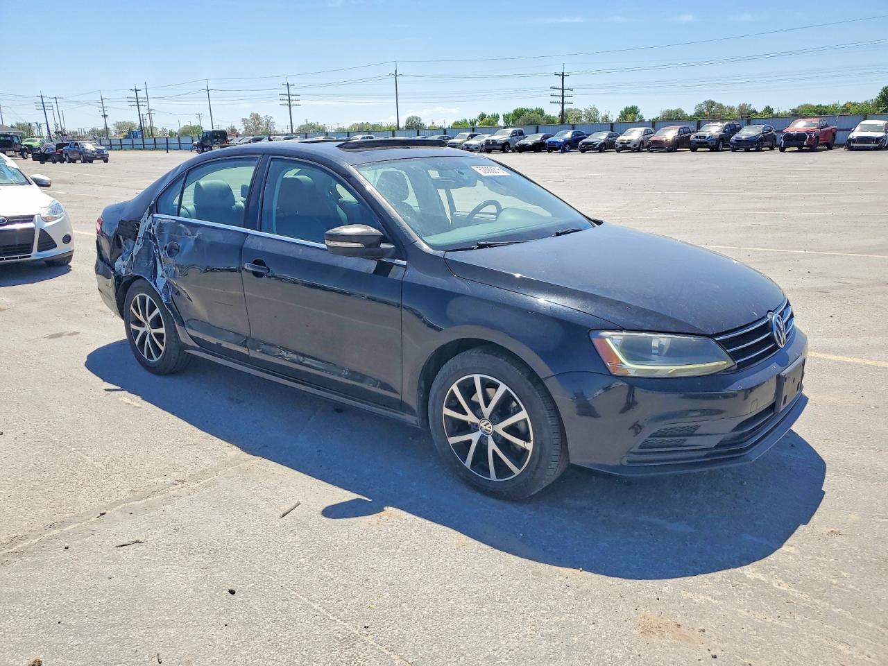 2017 VOLKSWAGEN JETTA SE photo 7