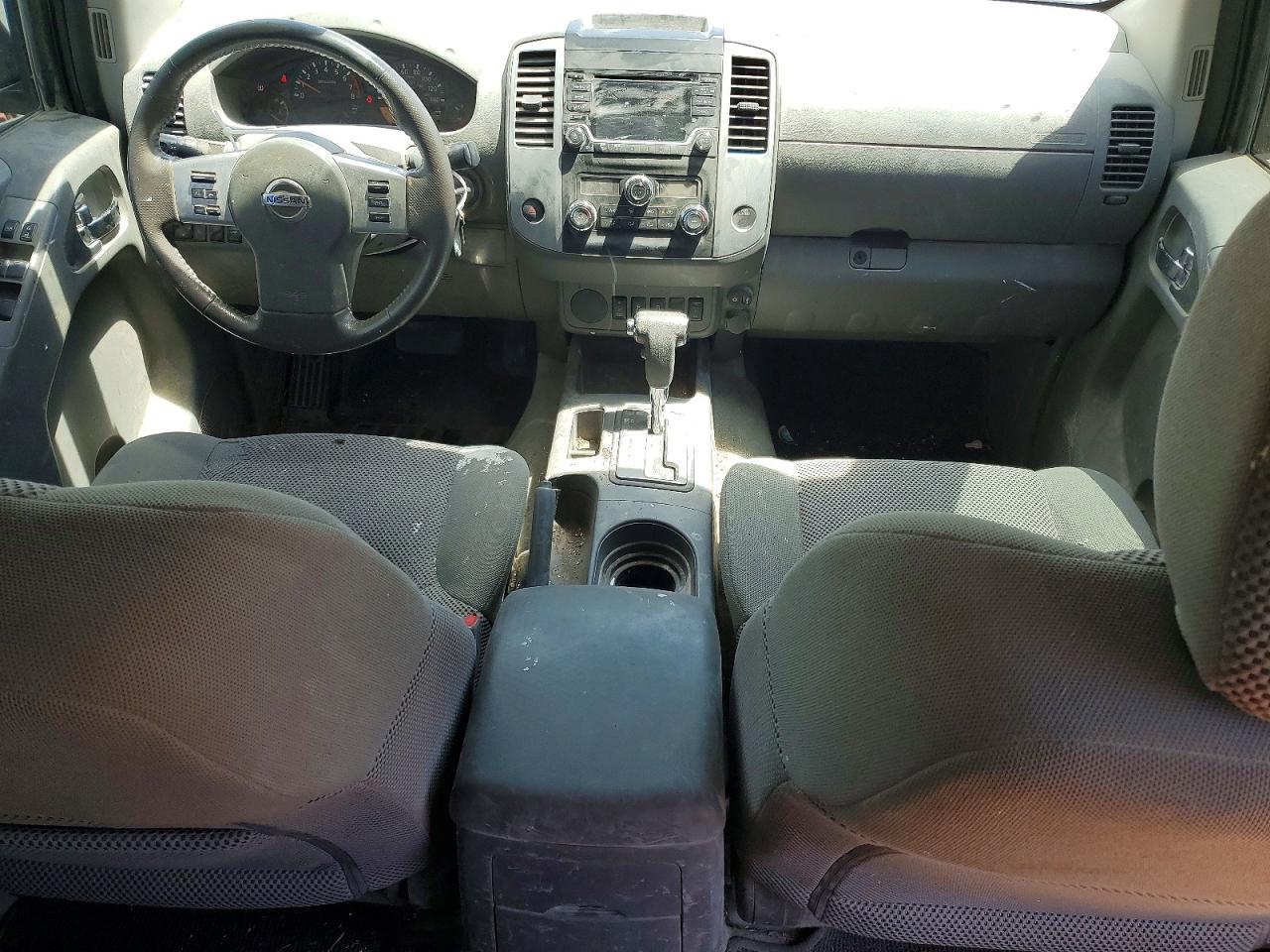 2017 NISSAN FRONTIER SV photo 22