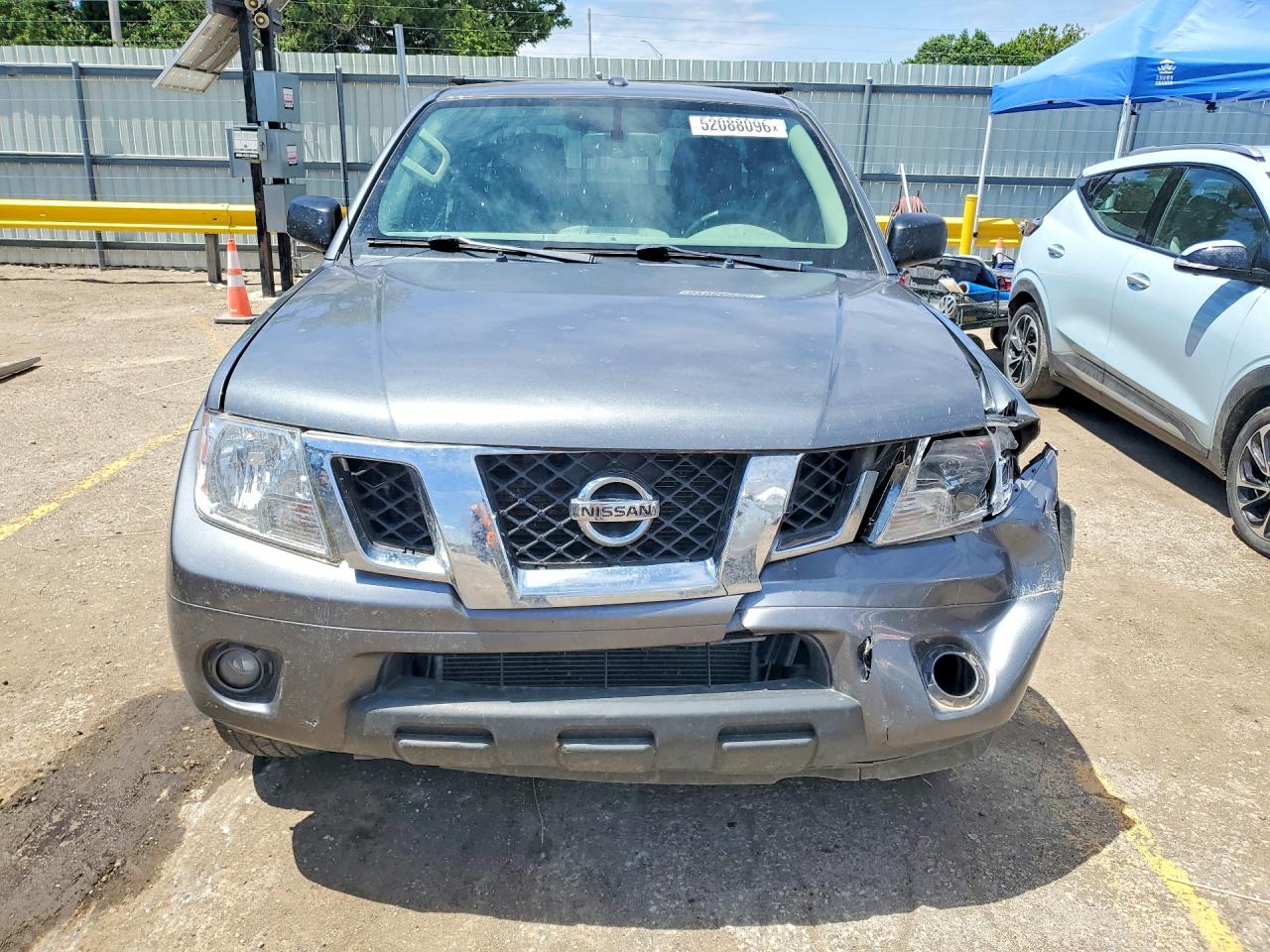 2017 NISSAN FRONTIER SV photo 13