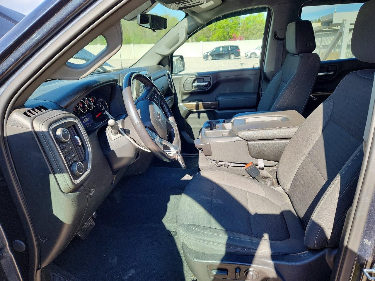 2021 CHEVROLET SILVERADO K1500 RST photo 13