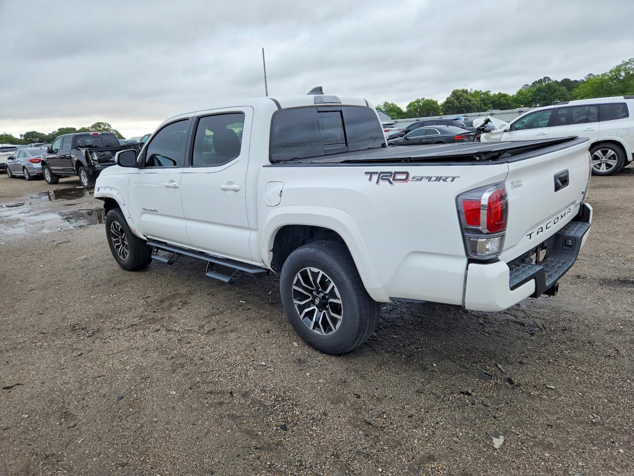 2021 TOYOTA TACOMA TRD SPORT photo 4