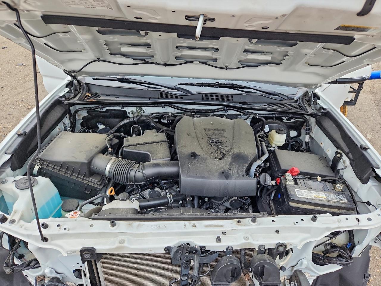 2021 TOYOTA TACOMA TRD SPORT photo 31