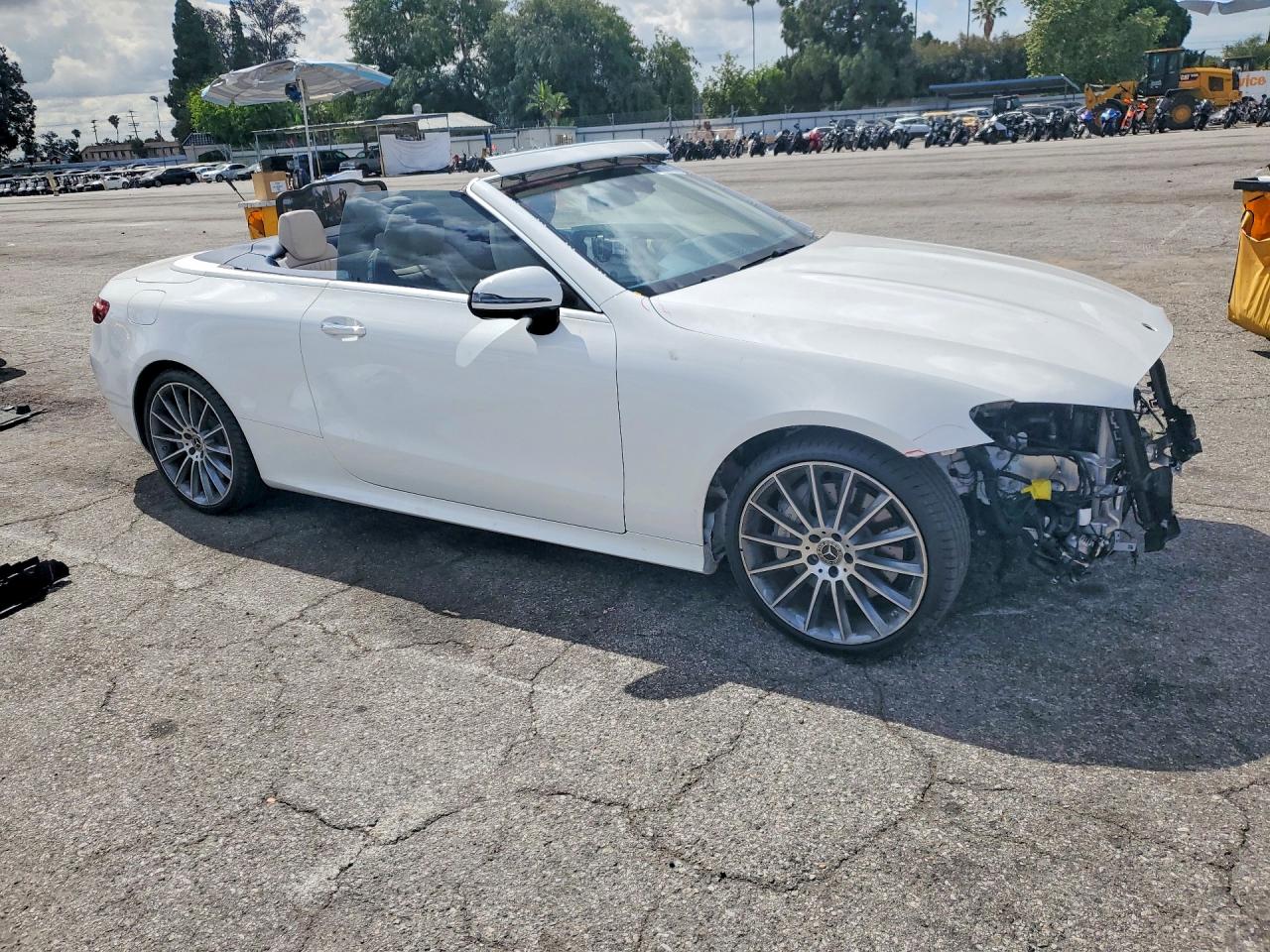 2023 MERCEDES-BENZ E 450 photo 10